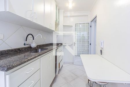 Casa à venda com 400m², 8 quartos e 6 vagas Casa à venda com 400m², 8 quartos e 6 vagasCozinha
