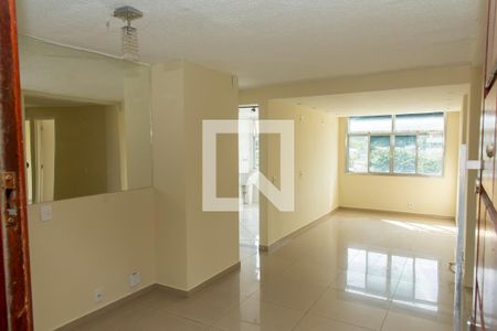 Sala de apartamento à venda com 2 quartos, 70m² em Tanque, Rio de Janeiro
