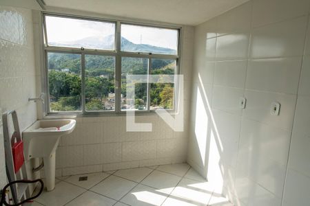 Apartamento à venda com 70m², 2 quartos e 1 vaga Apartamento à venda com 70m², 2 quartos e 1 vagaÁrea de Serviço