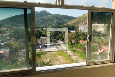 Sala de apartamento à venda com 2 quartos, 70m² em Tanque, Rio de Janeiro