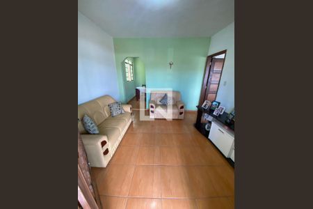 Casa à venda com 3 quartos, 396m² em Novo Glória, Belo Horizonte