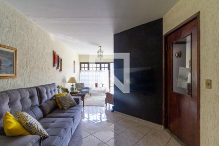 Sala de TV de casa à venda com 4 quartos, 249m² em Perdizes, São Paulo