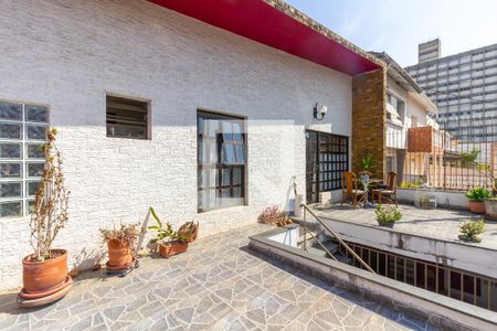 Casa à venda com 249m², 4 quartos e 3 vagasVaranda
