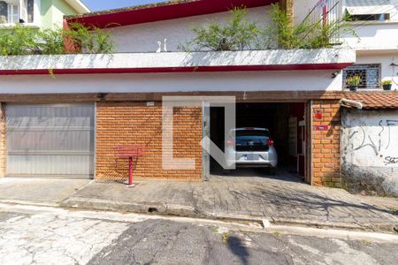 Casa à venda com 249m², 4 quartos e 3 vagasFachada