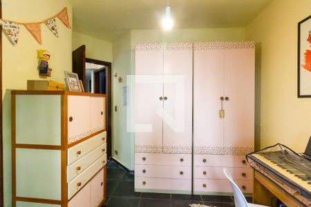 Casa à venda com 249m², 4 quartos e 3 vagasQuarto 3 - Suíte