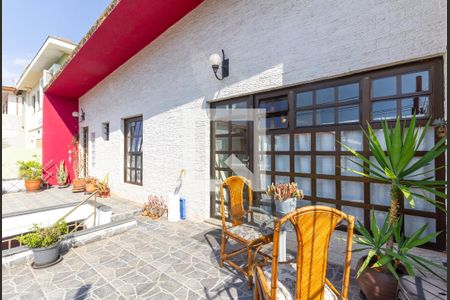 Casa à venda com 249m², 4 quartos e 3 vagasVaranda