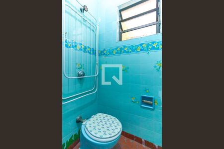 Casa à venda com 249m², 4 quartos e 3 vagasBanheiro de serviço