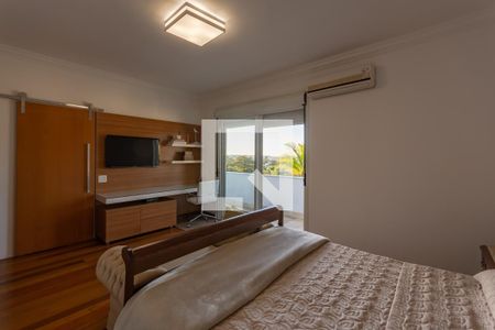Casa à venda com 606m², 5 quartos e 8 vagasSuíte 4