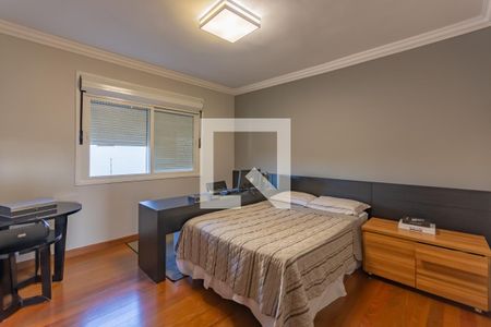 Casa à venda com 606m², 5 quartos e 8 vagasSuíte 3
