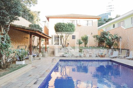Casa à venda com 670m², 5 quartos e 6 vagasPiscina