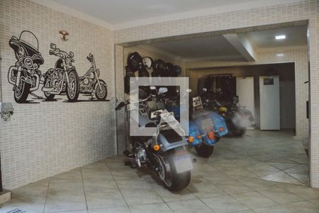 Casa à venda com 670m², 5 quartos e 6 vagasGaragem