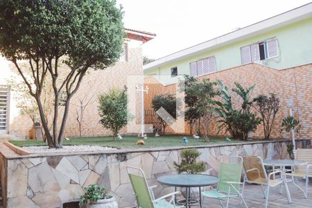 Casa à venda com 670m², 5 quartos e 6 vagasQuintal
