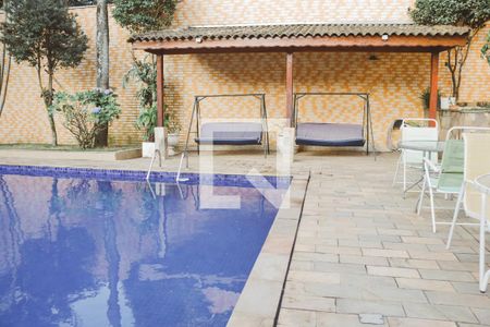 Casa à venda com 670m², 5 quartos e 6 vagasPiscina