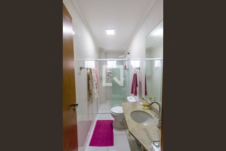 Apartamento para alugar com 130m², 3 quartos e 2 vagasBanheiro da Suíte