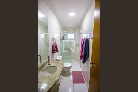 Apartamento para alugar com 130m², 3 quartos e 2 vagasBanheiro Social