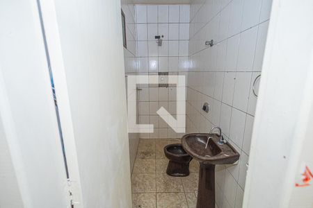 Banheiro de kitnet/studio à venda com 1 quarto, 50m² em Santa Mônica, Belo Horizonte