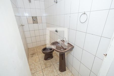 Banheiro de kitnet/studio à venda com 1 quarto, 50m² em Santa Mônica, Belo Horizonte