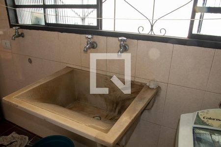 Casa para alugar com 412m², 4 quartos e 4 vagasÁrea de Serviço