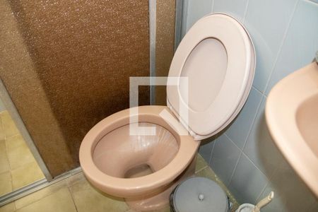 Casa para alugar com 412m², 4 quartos e 4 vagasBanheiro de serviço