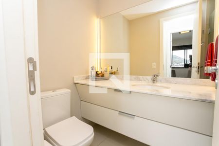 Apartamento à venda com 70m², 2 quartos e 2 vagasBanheiro