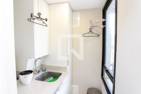 Apartamento à venda com 70m², 2 quartos e 2 vagasÁrea de Serviço