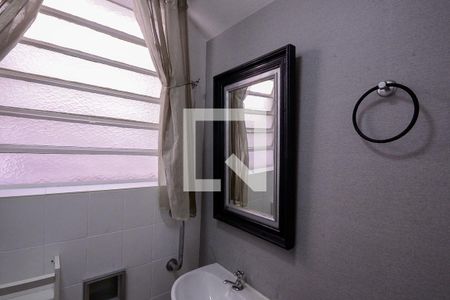 Casa à venda com 300m², 3 quartos e 2 vagasBanheiro 1