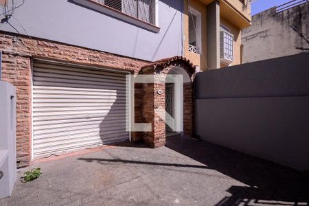 Casa à venda com 300m², 3 quartos e 2 vagasEntrada