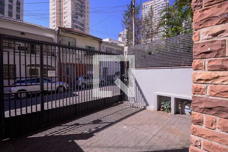 Casa à venda com 300m², 3 quartos e 2 vagasEntrada