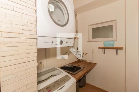 Casa de condomínio à venda com 102m², 3 quartos e 2 vagasÁrea de Serviço