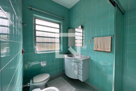 Casa à venda com 250m², 3 quartos e 2 vagasBanheiro