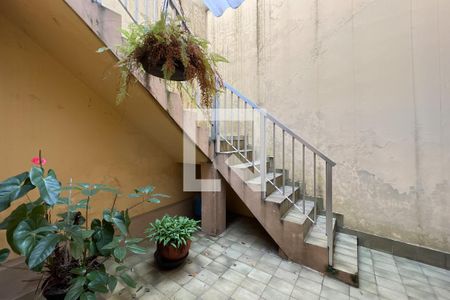 Casa à venda com 250m², 3 quartos e 2 vagasÁrea externa