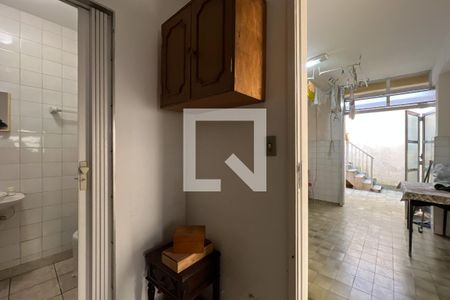 Casa à venda com 250m², 3 quartos e 2 vagasQuarto de Serviço