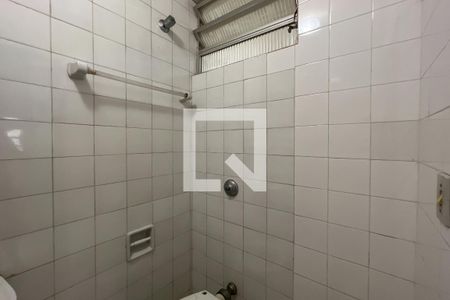 Casa à venda com 250m², 3 quartos e 2 vagasBanheiro de Serviço
