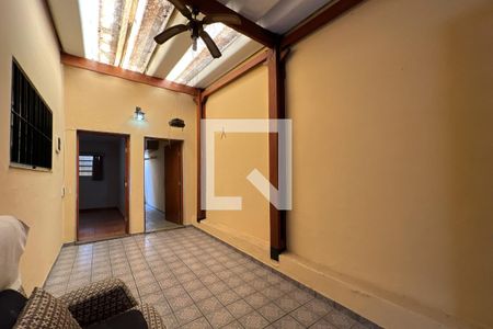 Casa à venda com 250m², 3 quartos e 2 vagasVaranda