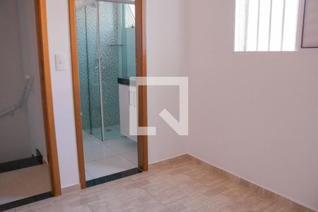Suíte 2 de casa de condomínio para alugar com 2 quartos, 55m² em Vila Mazzei, São Paulo