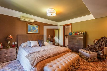 Casa de condomínio à venda com 800m², 4 quartos e 6 vagasSuíte 1