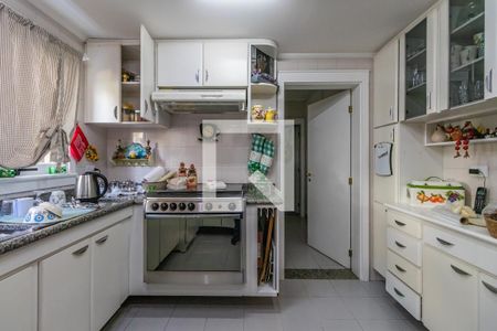 Casa de condomínio à venda com 800m², 4 quartos e 6 vagasCozinha