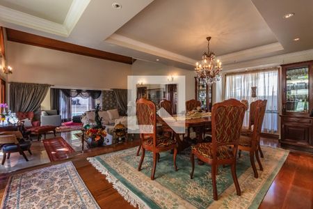 Sala de casa de condomínio à venda com 4 quartos, 800m² em Alphaville, Santana de Parnaíba