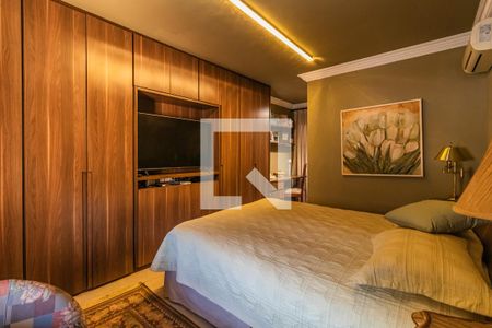 Casa de condomínio à venda com 800m², 4 quartos e 6 vagasSuíte 2