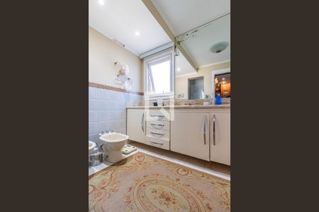 Casa de condomínio à venda com 800m², 4 quartos e 6 vagasBanheiro da Suíte 3