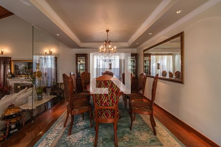 Sala de casa de condomínio à venda com 4 quartos, 800m² em Alphaville, Santana de Parnaíba