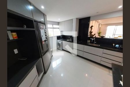 Apartamento à venda com 64m², 2 quartos e 1 vagaCozinha