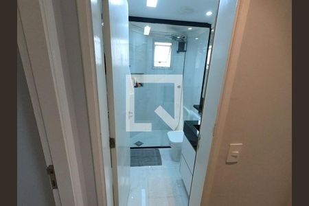 Apartamento à venda com 64m², 2 quartos e 1 vagaBanheiro 