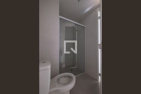 Banheiro de kitnet/studio para alugar com 1 quarto, 33m² em Pinheiros, São Paulo