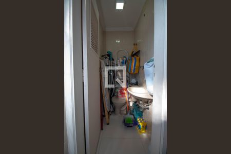 Apartamento à venda com 60m², 2 quartos e 1 vagaBanheiro área de serviço