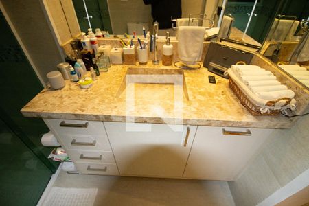 Apartamento à venda com 107m², 2 quartos e 1 vaga Apartamento à venda com 107m², 2 quartos e 1 vagaBanheiro da Suíte