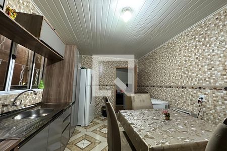 Casa à venda com 130m², 3 quartos e 2 vagasCozinha