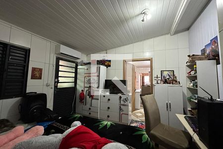 Casa à venda com 130m², 3 quartos e 2 vagasQuarto 2 - Suíte