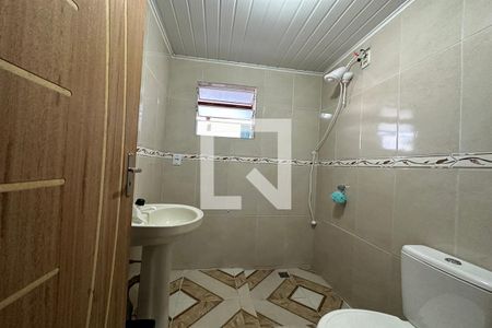 Casa à venda com 130m², 3 quartos e 2 vagasBanheiro