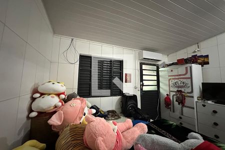 Casa à venda com 130m², 3 quartos e 2 vagasQuarto 2 - Suíte